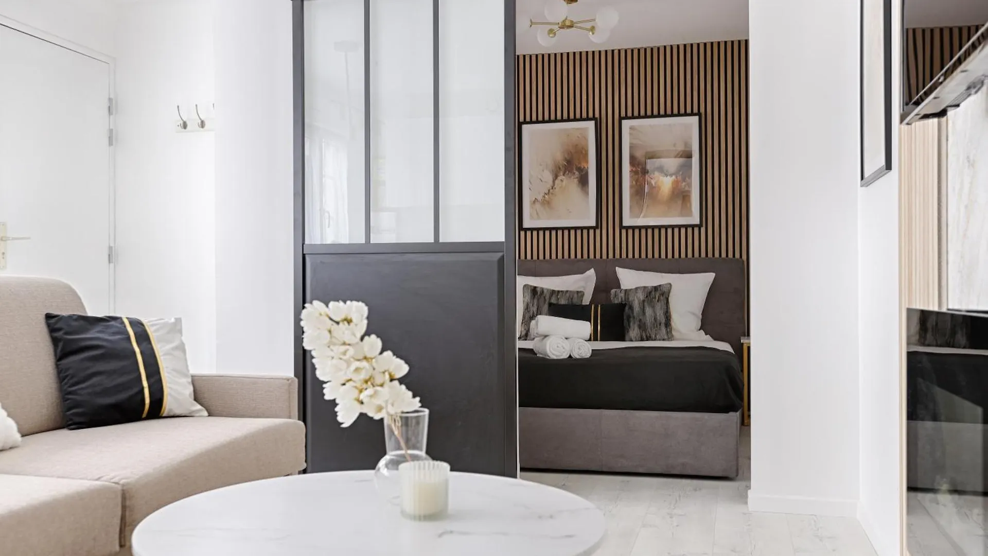 Saint Antoine Marais Charming Apartment 1Br Paris